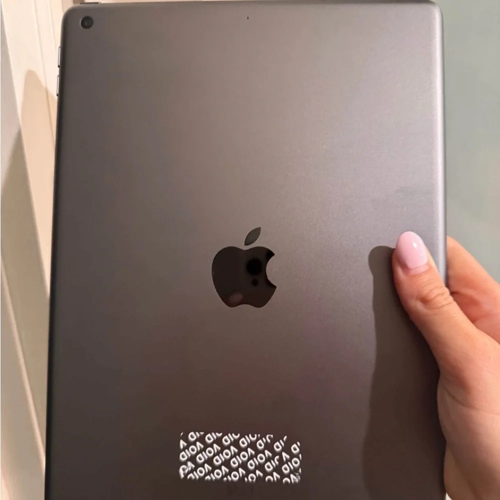 Apple sleek ipad