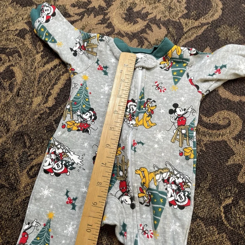 N/A disney christmas