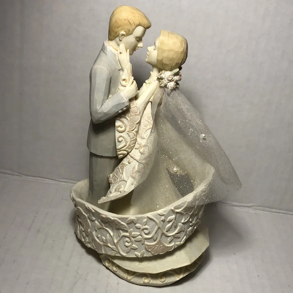 Enesco Wedding Cake topper Figurine - Cream and Gold Gray.