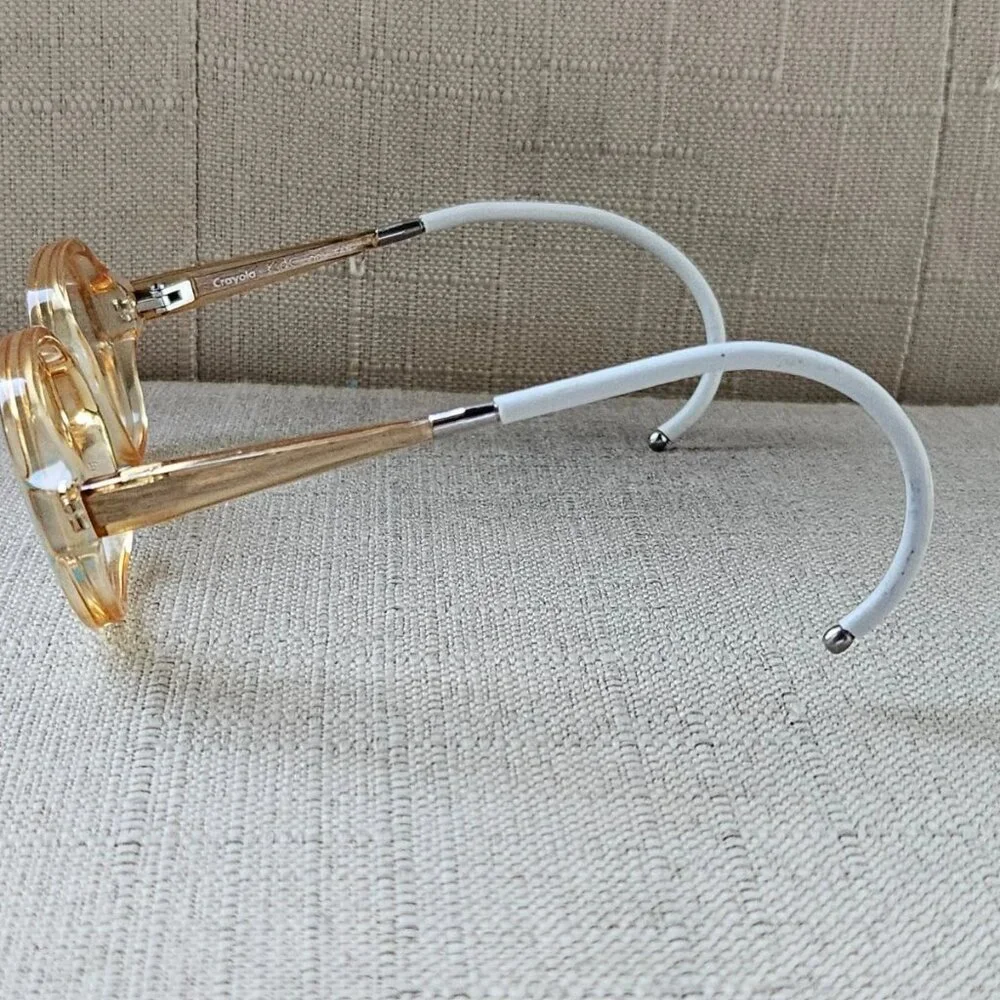 Crayola tags eyewear