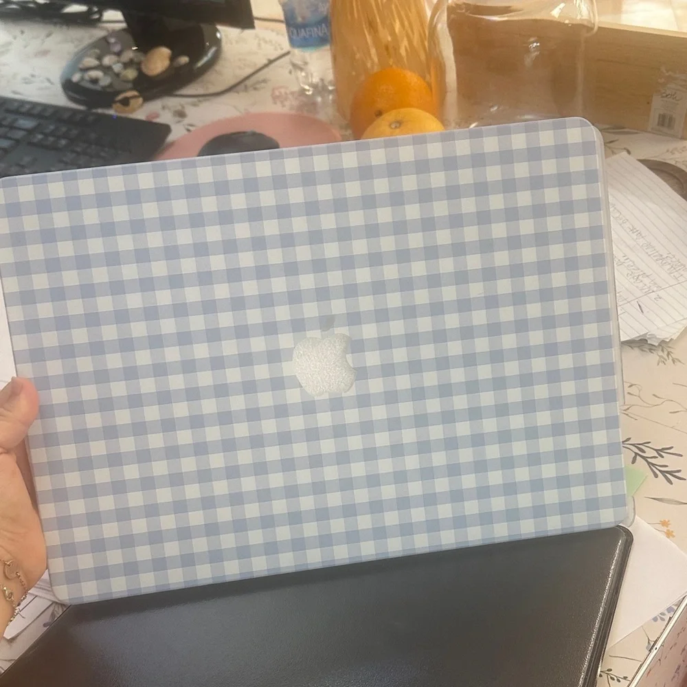 Apple Laptop case with Light Blue Checkered Pattern