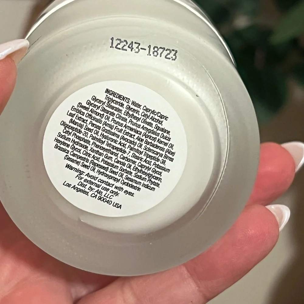 ALO • LUMINIZING FACE MOISTURIZER