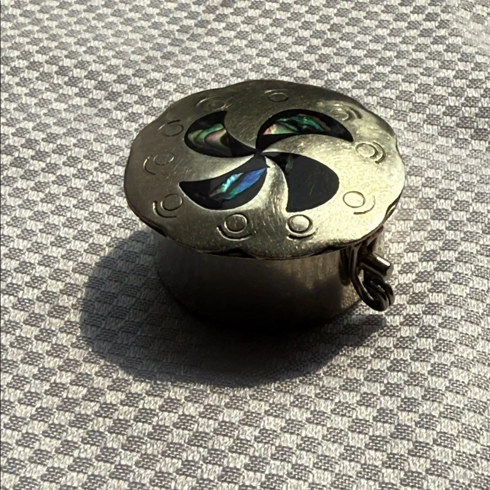 Vintage Alpaca Mexican Silver & Abalone Shell Pill Box
