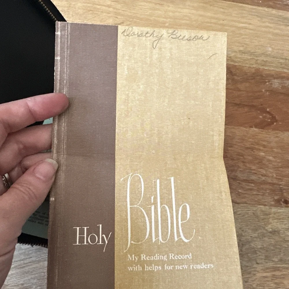Vintage Holy Bible Illustrated KJV  Zipper World Publishing Ephemera 1930s