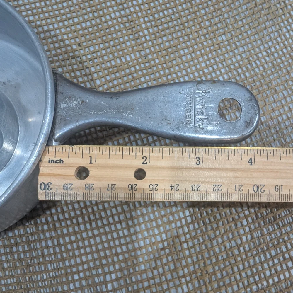 Vintage kwicky juicer