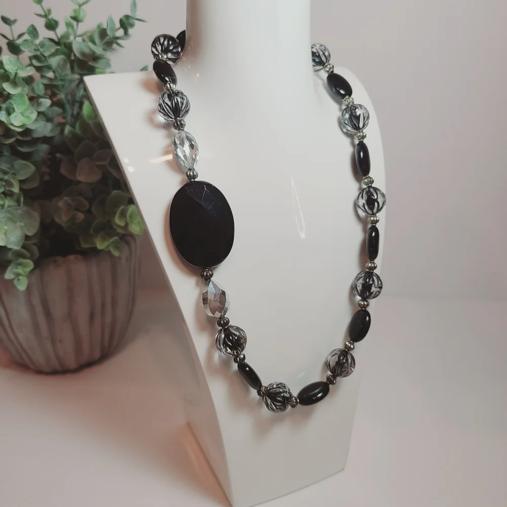 Black & Clear Beaded Statement Necklace with Large Faceted Pendant – 20