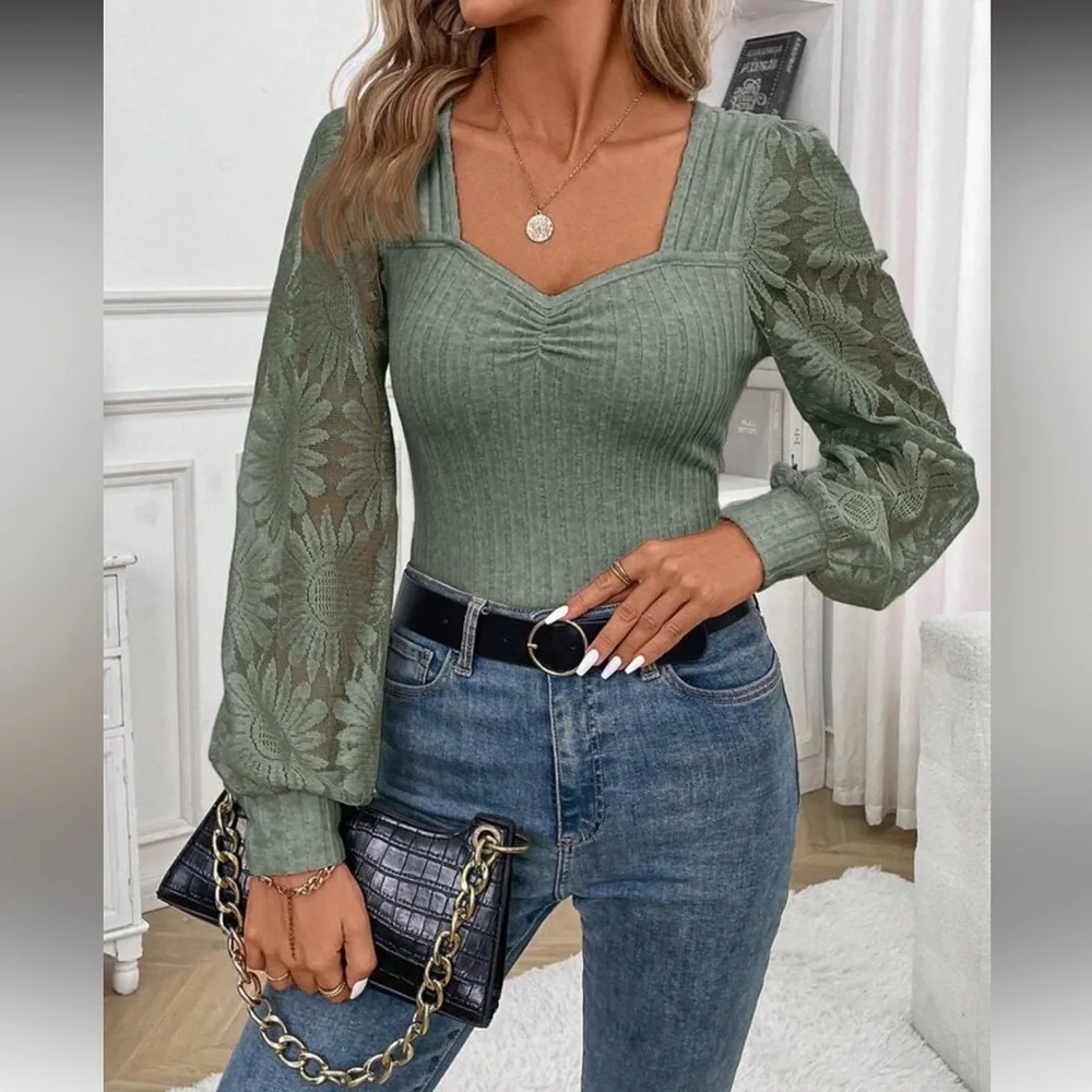 Blue Floral Sleeve Ribbed Sweater