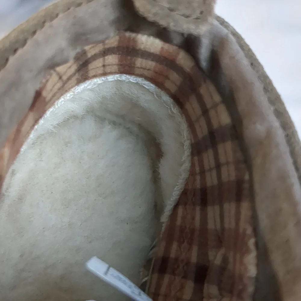 UGG shearling lining