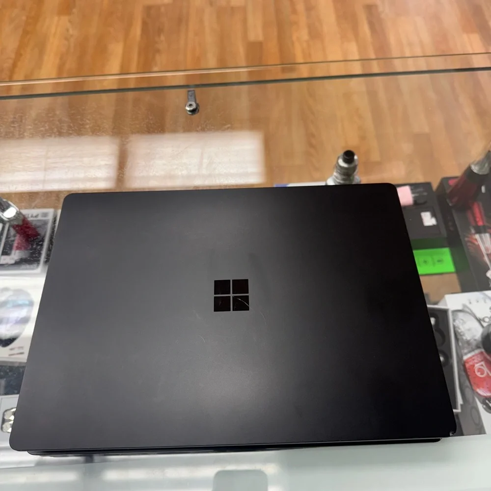 Microsoft Surface Laptop 13.5inch 3 i7/256gb/16gb ram