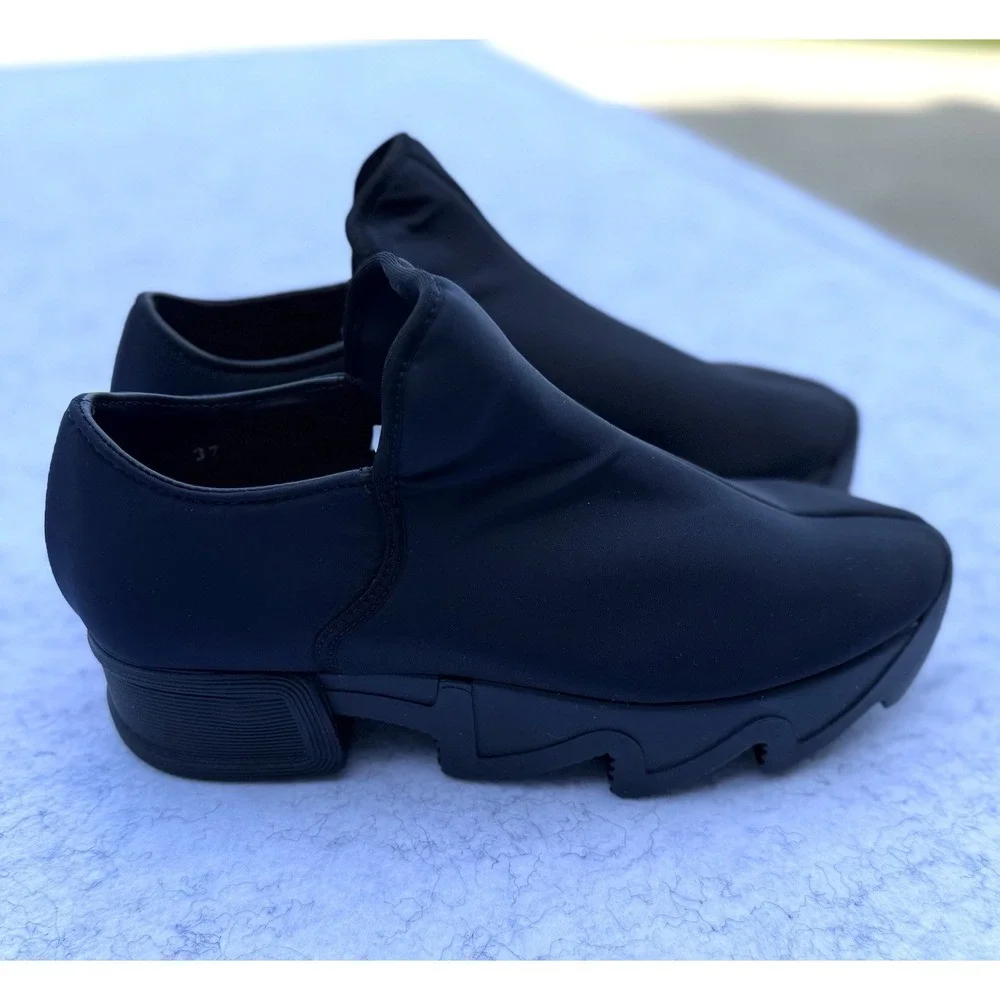 iRI NYC Wes Sneakers Black Unisex SZ 37 US 7 Slip Ons Neoprene Italian NEW
