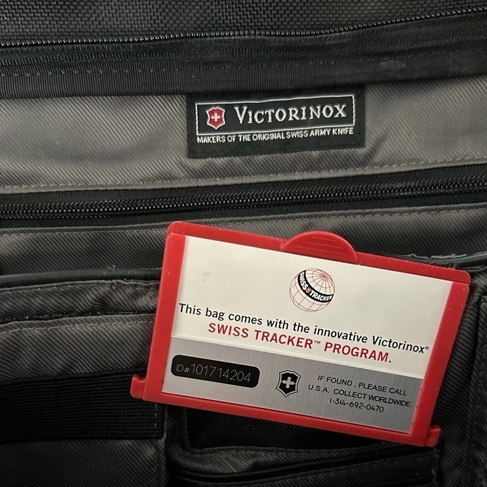 Victorinox Swiss Army Wheeled Carry On Laptop Case Architecture San Marco Black