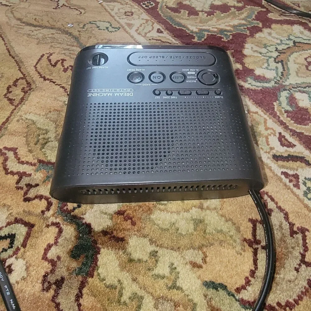 Sony Dream Machine Alarm Clock Radio Am FM Black Vintage NICE! Works Great 1980s