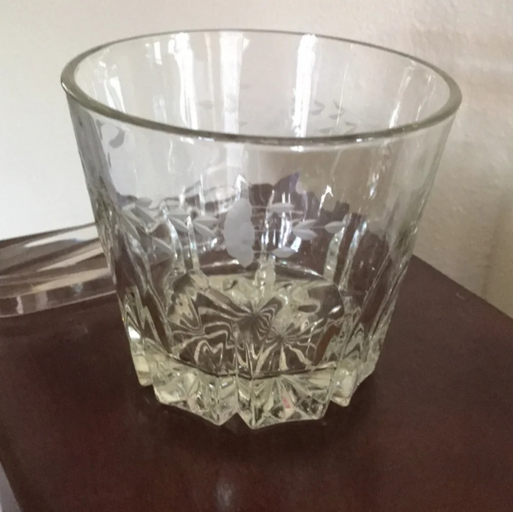 Elegant Clear Glass Ice Bucket W/tongs NWT Vintage