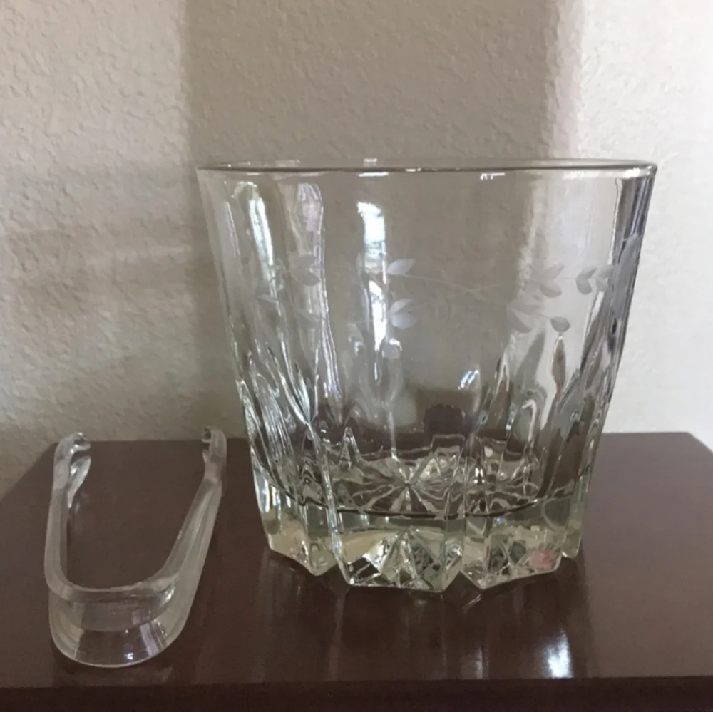 Elegant Clear Glass Ice Bucket W/tongs NWT Vintage