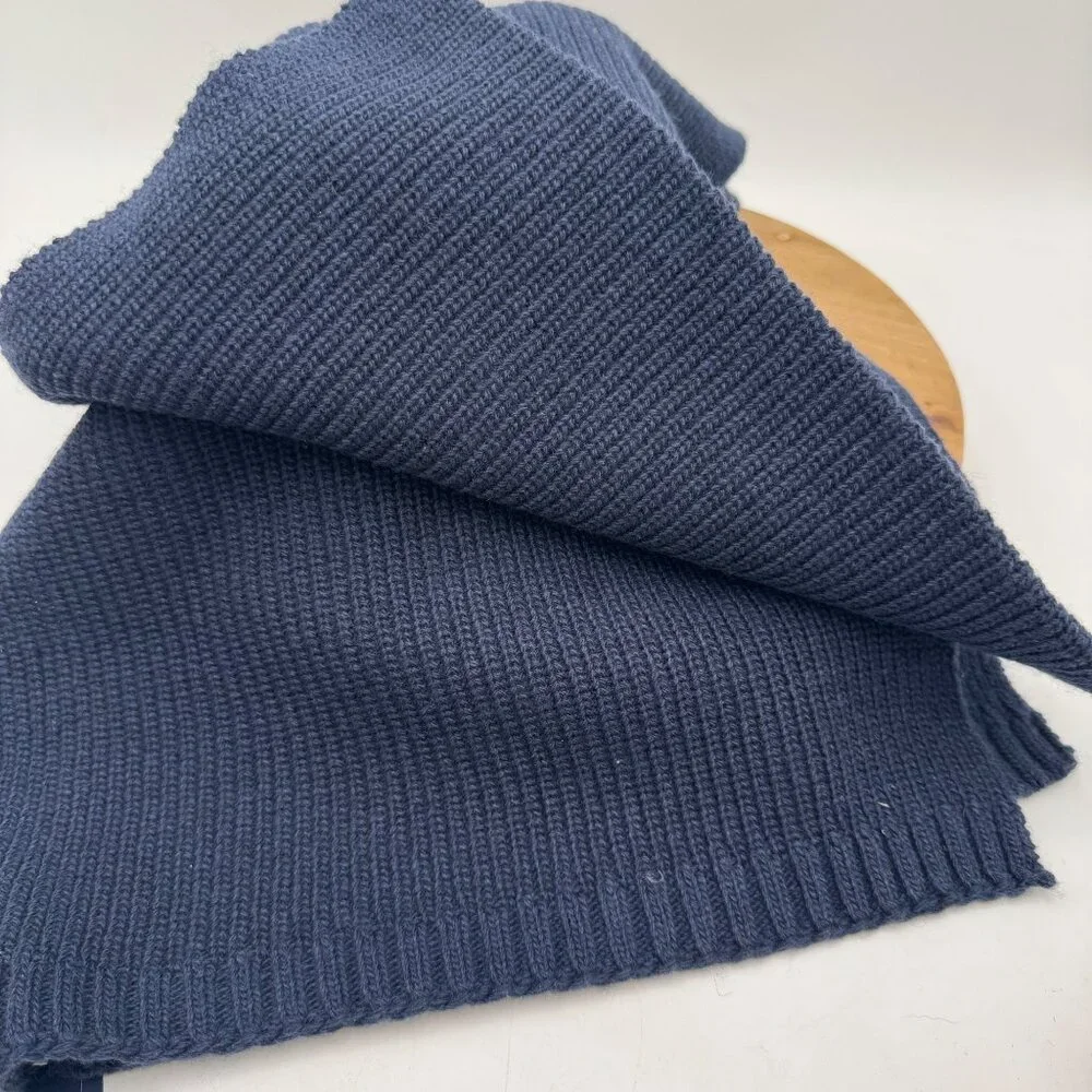 Polo Ralph Lauren Holiday Polo Bear Holding Gift knit wool blend Scarf New With