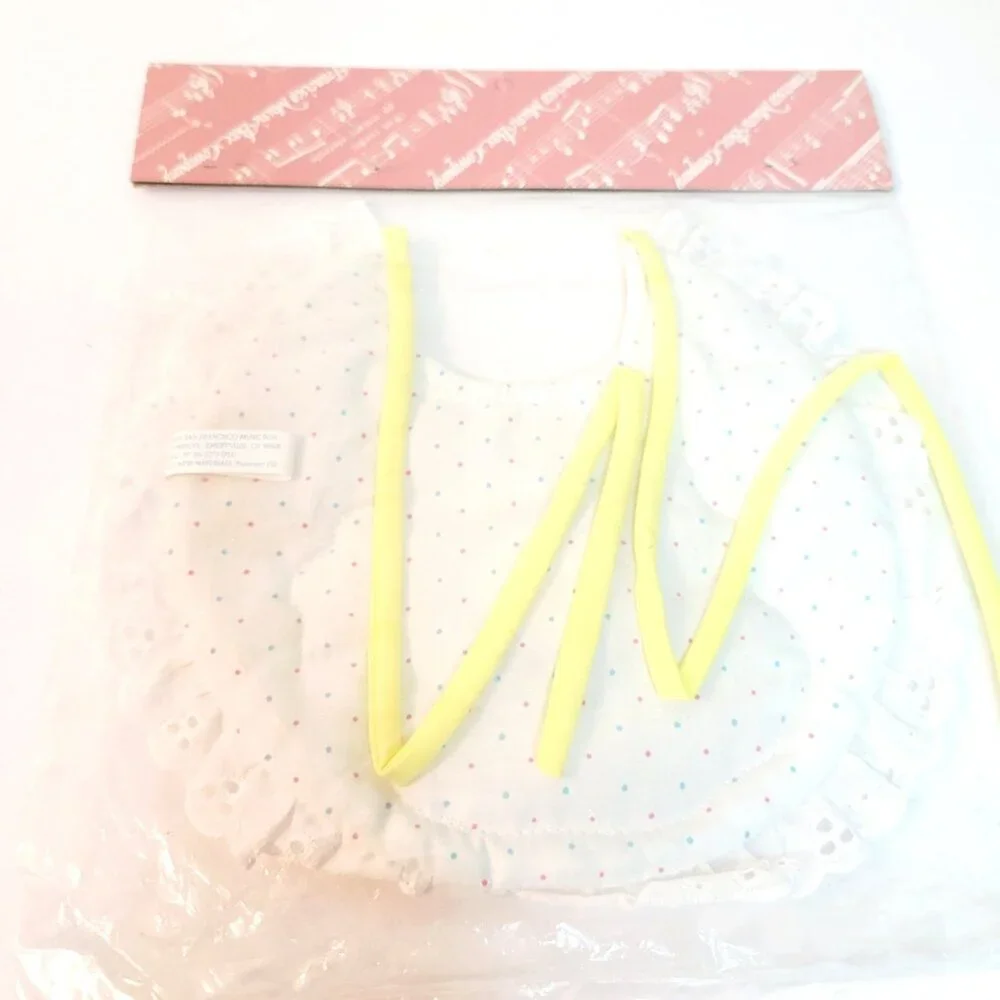 Its a Small World Music Box Company vtg nos