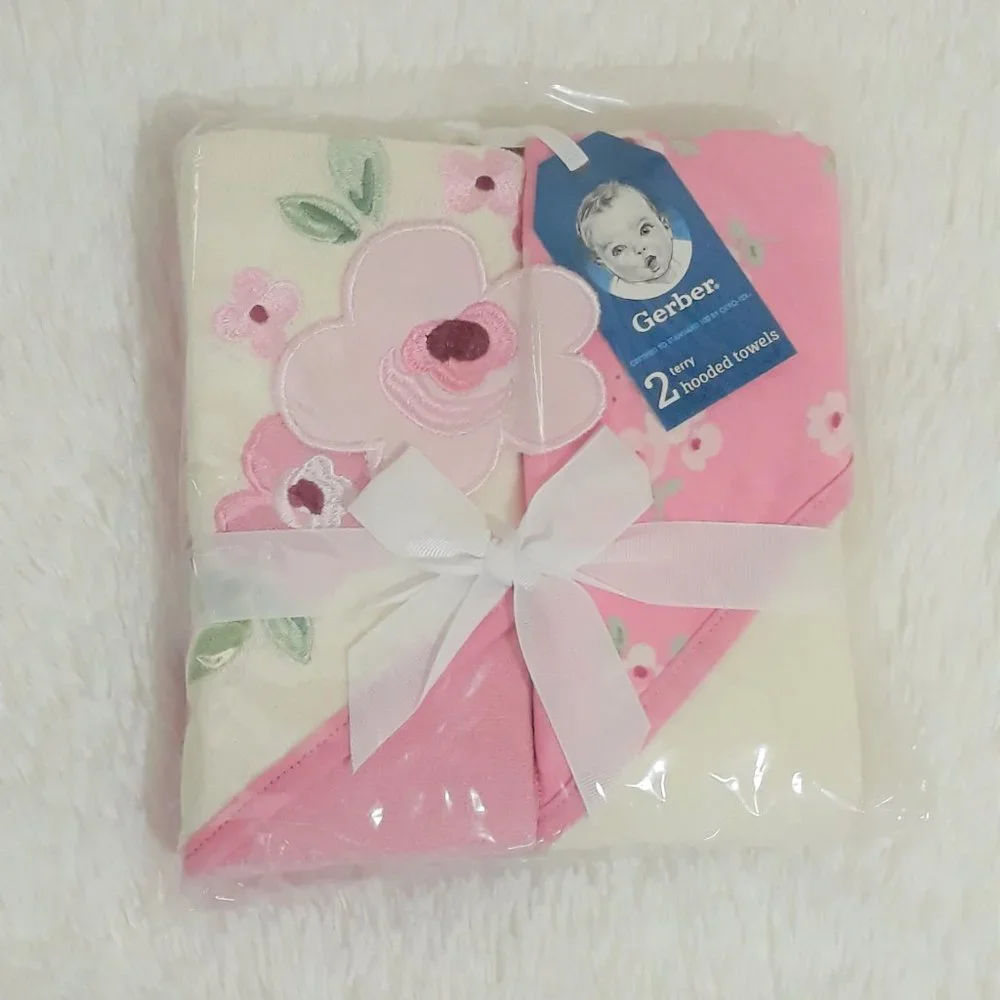 Gerber Baby Girl 2-Pack Floral Certified Standard Terry Hooded Bath Towels ~ NEW