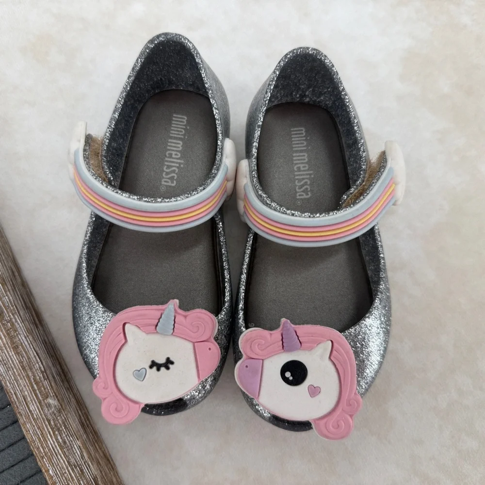 Mini Melissa adorable mini