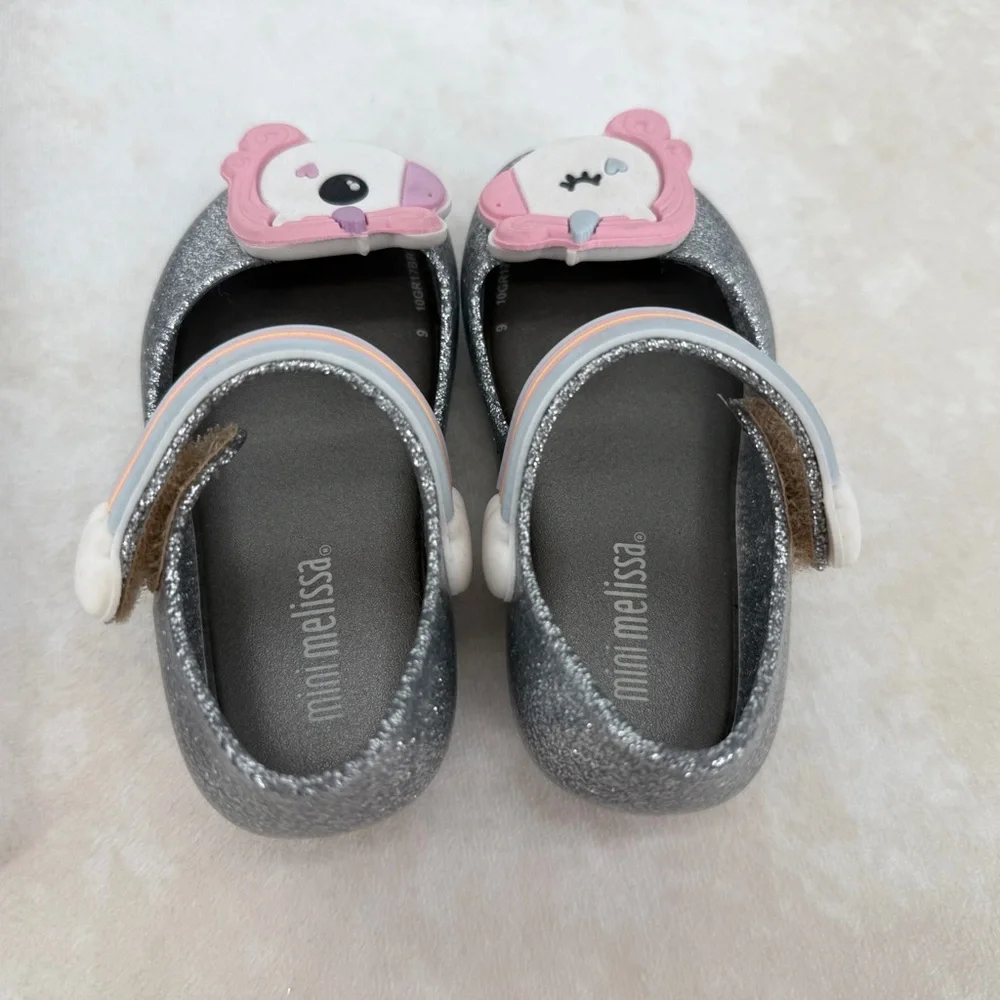 Mini Melissa adorable mini