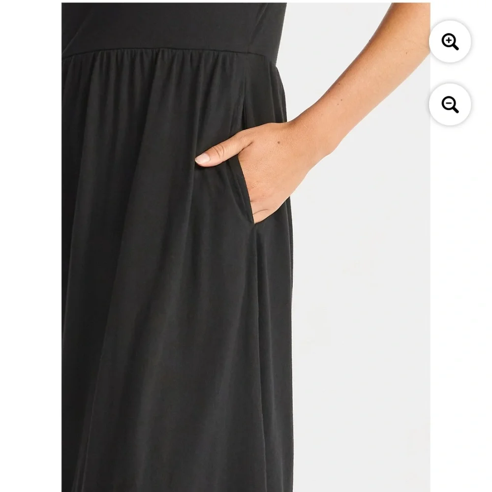 Time and Tru Women’s Black Tiered Dress Size XL NWT