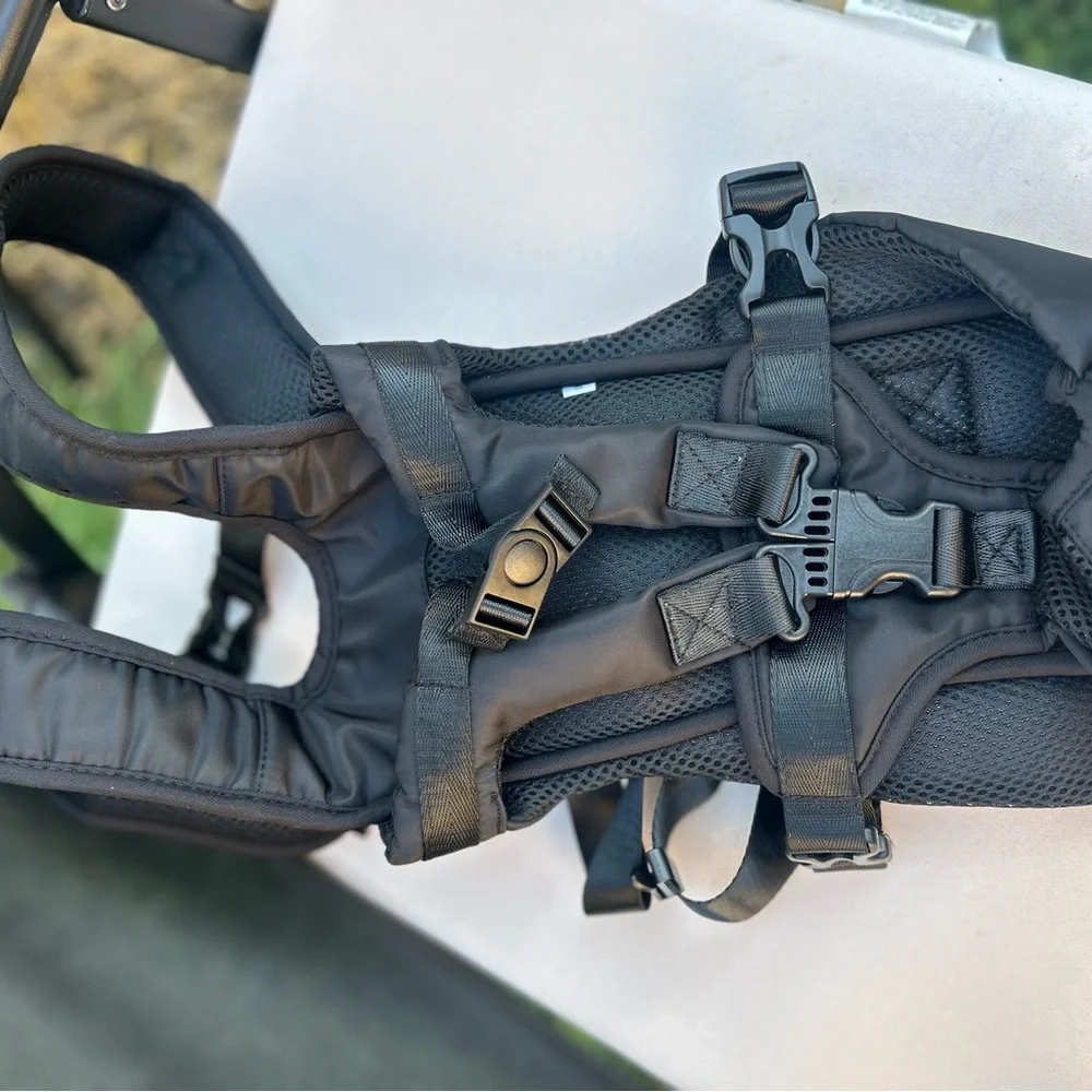 Dog Backpack Carrier, Legs Out Easy-fit Dog Front Carrier for Small Medium Dogs