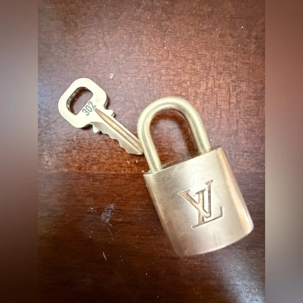 Louis Vuitton louis vuitton