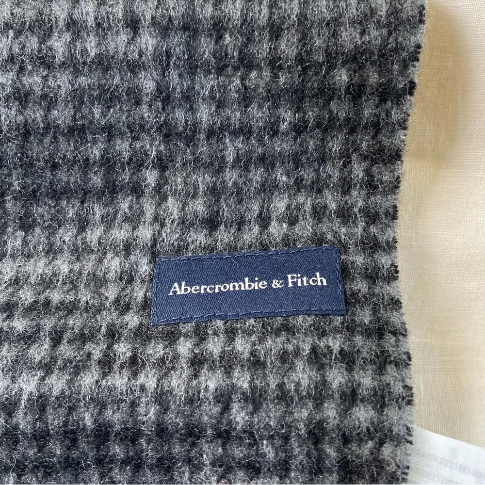 Abercrombie & Fitch abercrombie fitch