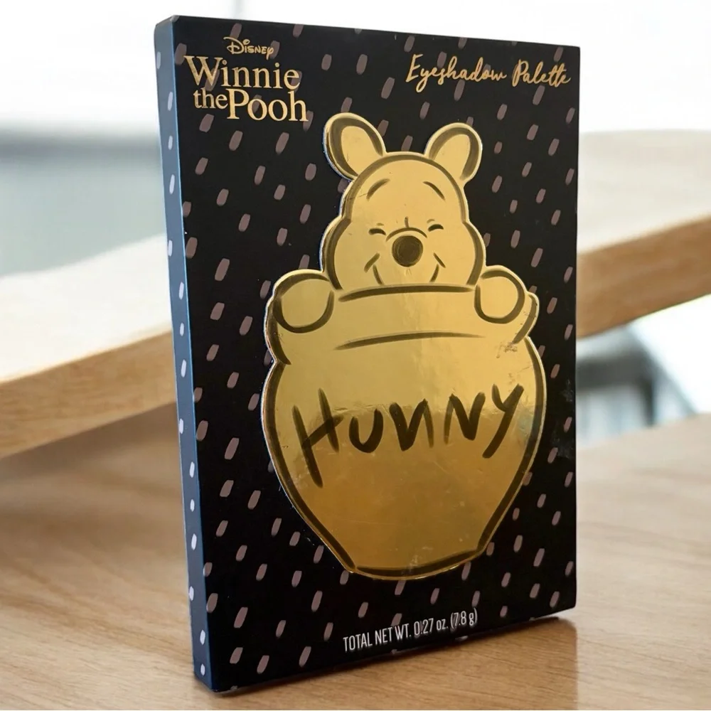 ⚫️ Taste Beauty Winnie The Pooh HUNNY Eyeshadow Palette 12 Colors Shimmer Matte