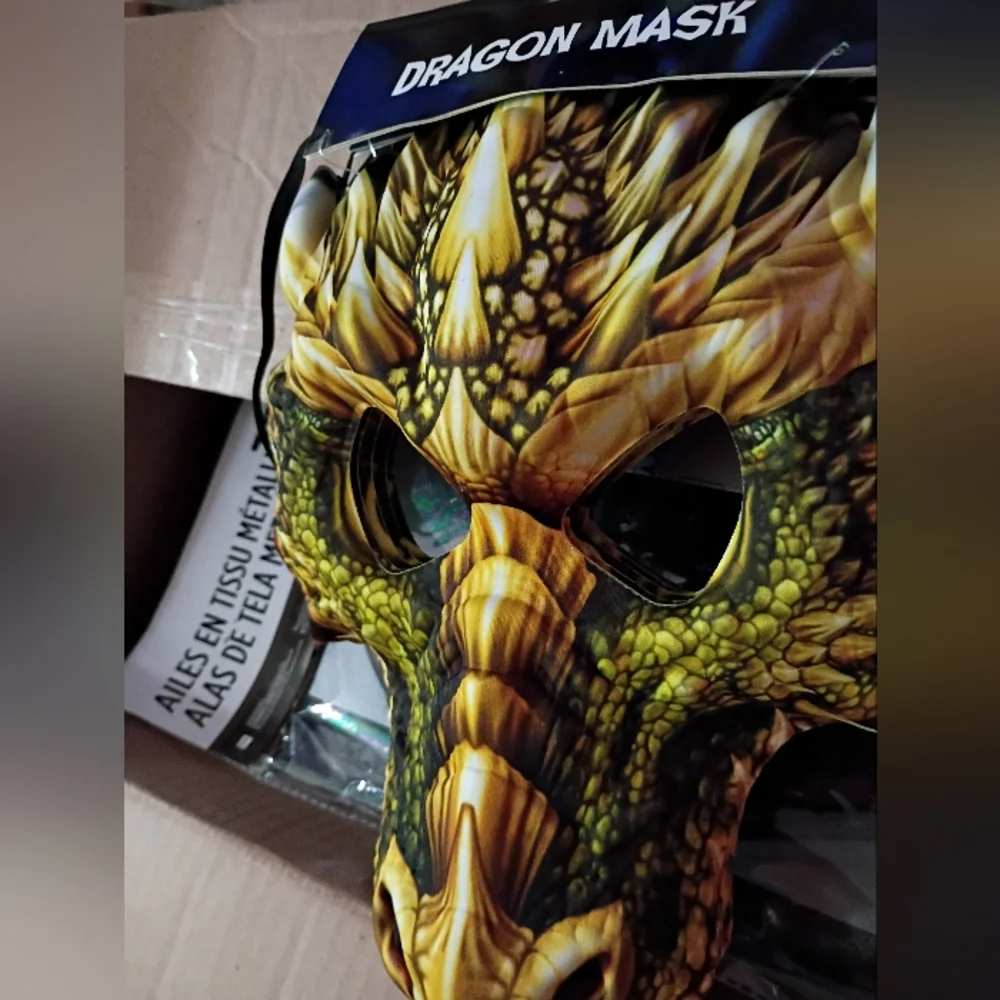 NWT Dragon Half Mask Yellow Green Halloween Costume Cosplay Roleplay Frat Party