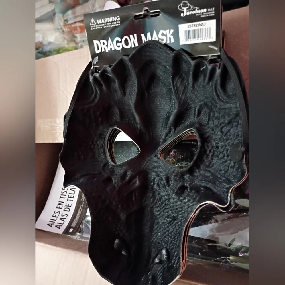 NWT Dragon Half Mask Yellow Green Halloween Costume Cosplay Roleplay Frat Party