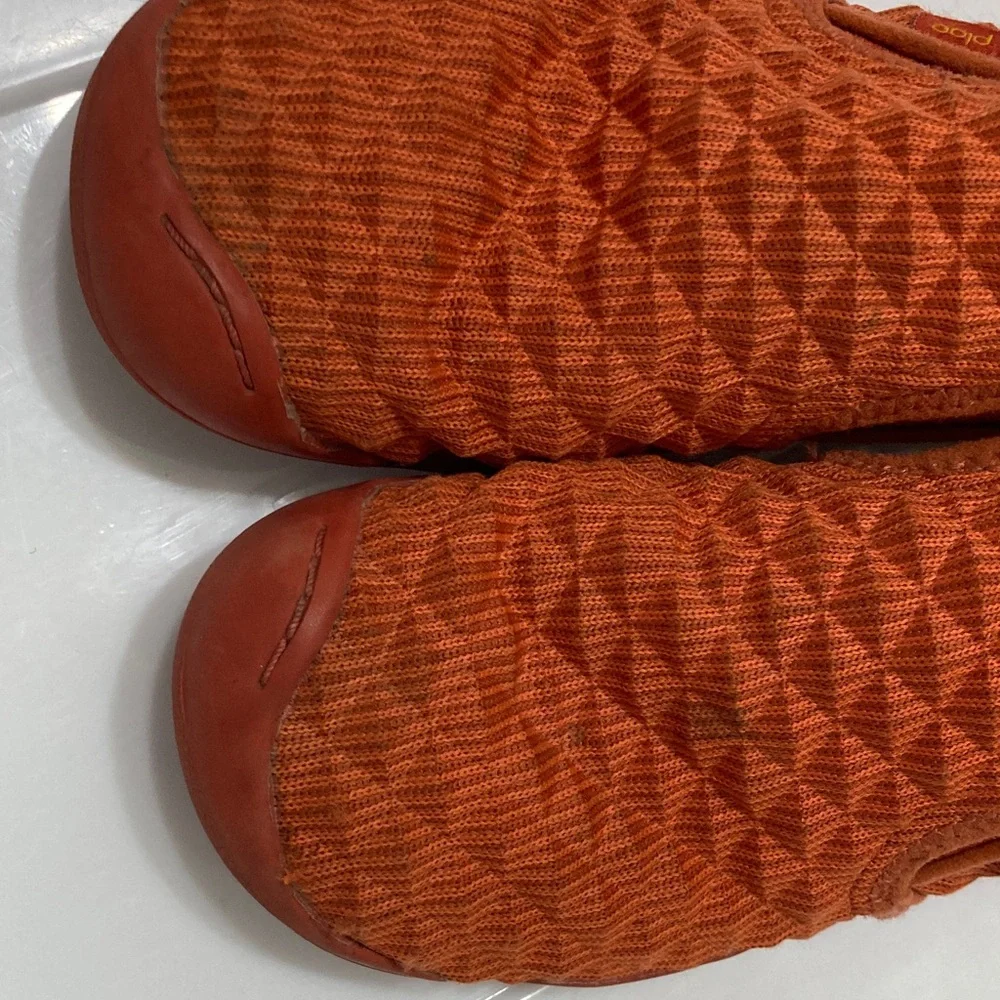 PLAE Kids Vibrant Orange Slip on shoes