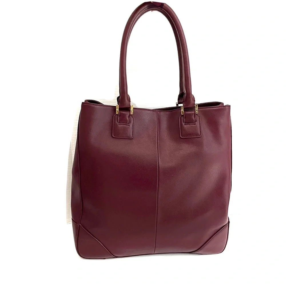 Tory Burch this stylish
