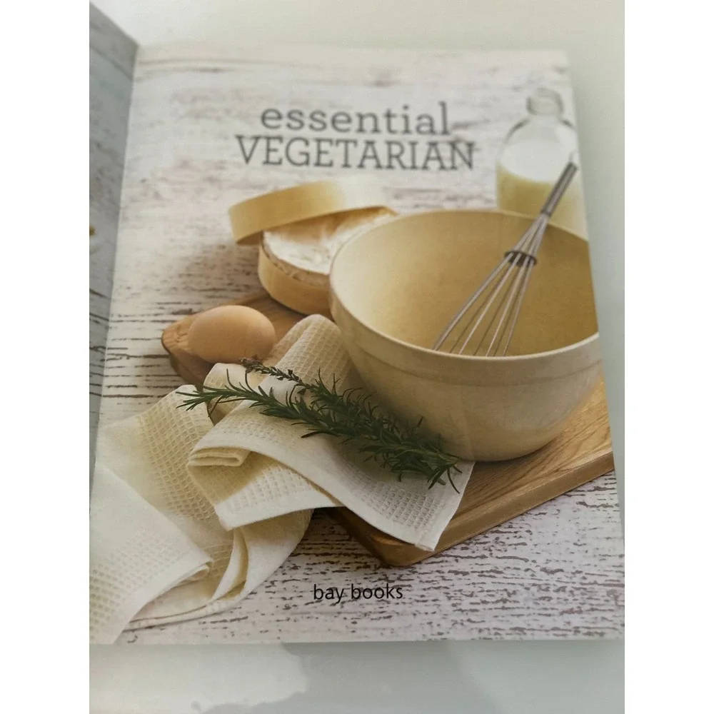 Lot of 3 Vegetarian Cookbooks, Essentials, 5 Ingredient Gourmet, Inspired  VGUC