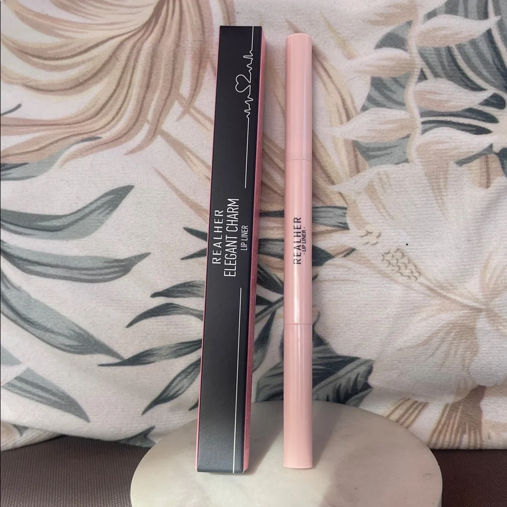 RealHer blend available full