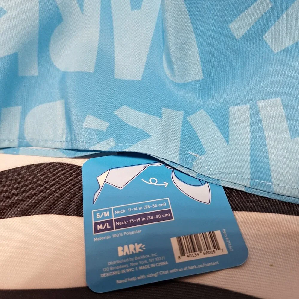 NWT Bark Let's Sniff Butts Bandana M-L