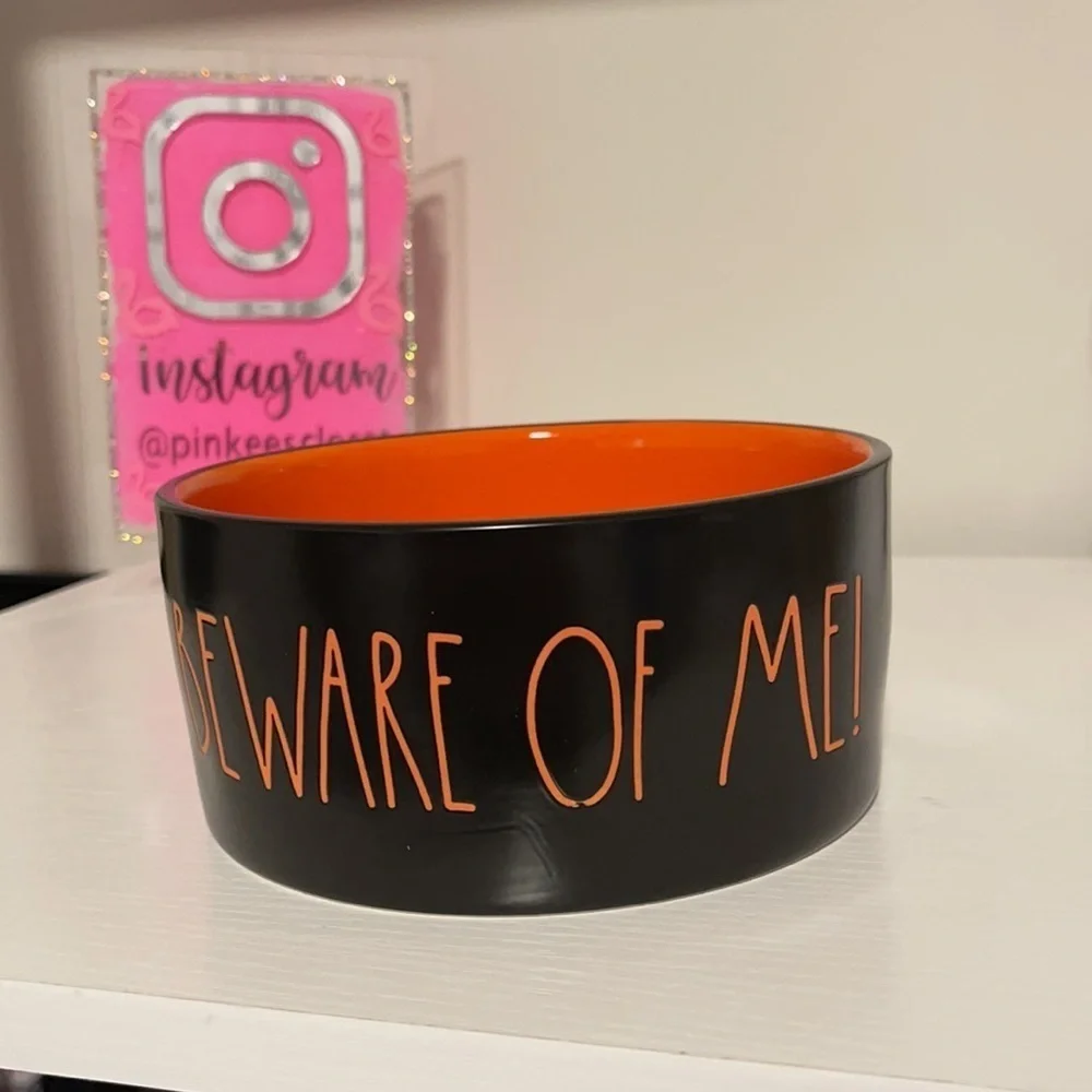 RAE DUNN HALLOWEEN DOG/CAT BOWL