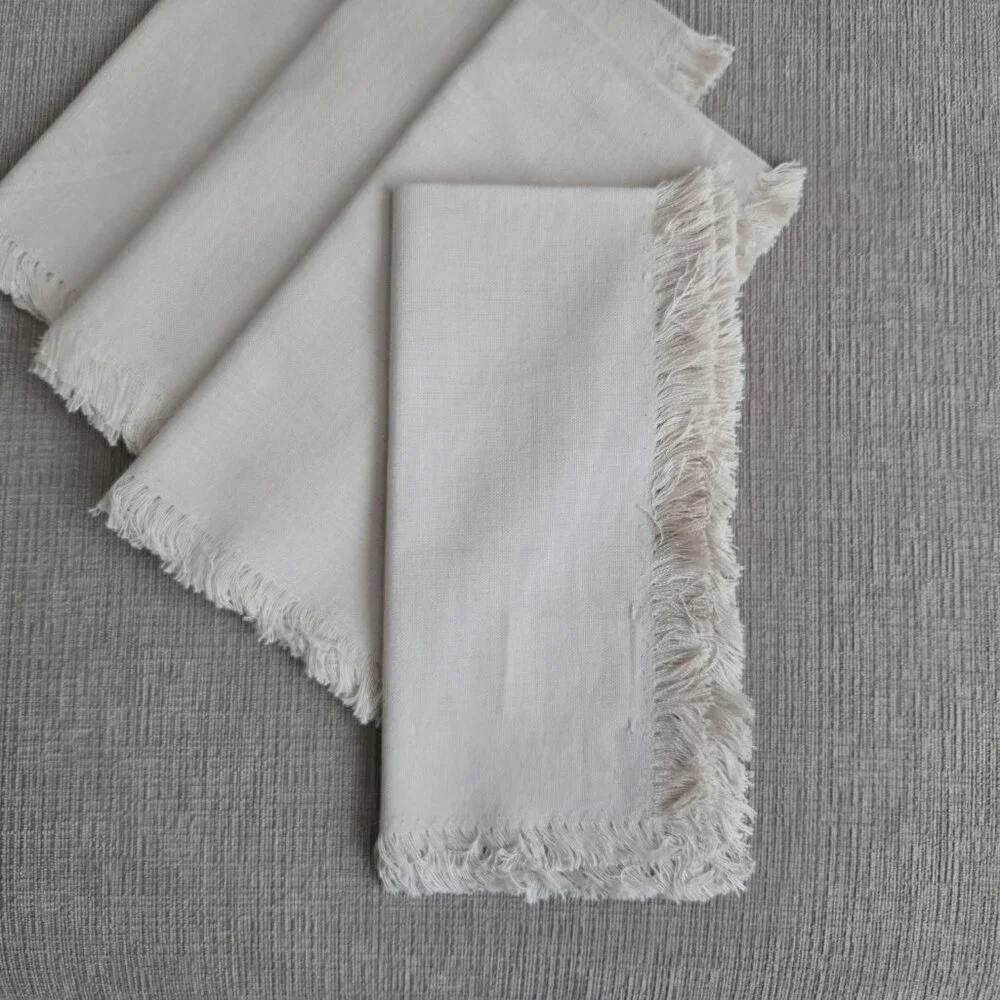 NEW Crate&Barrel Craft Birch Beige Organic Cotton Fringe Napkin, Set of 4