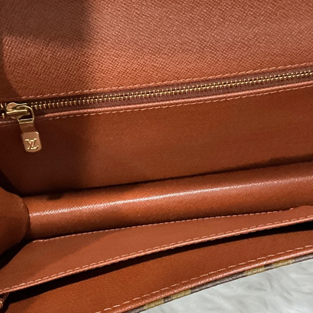 Louis Vuitton Pochette Dame 26