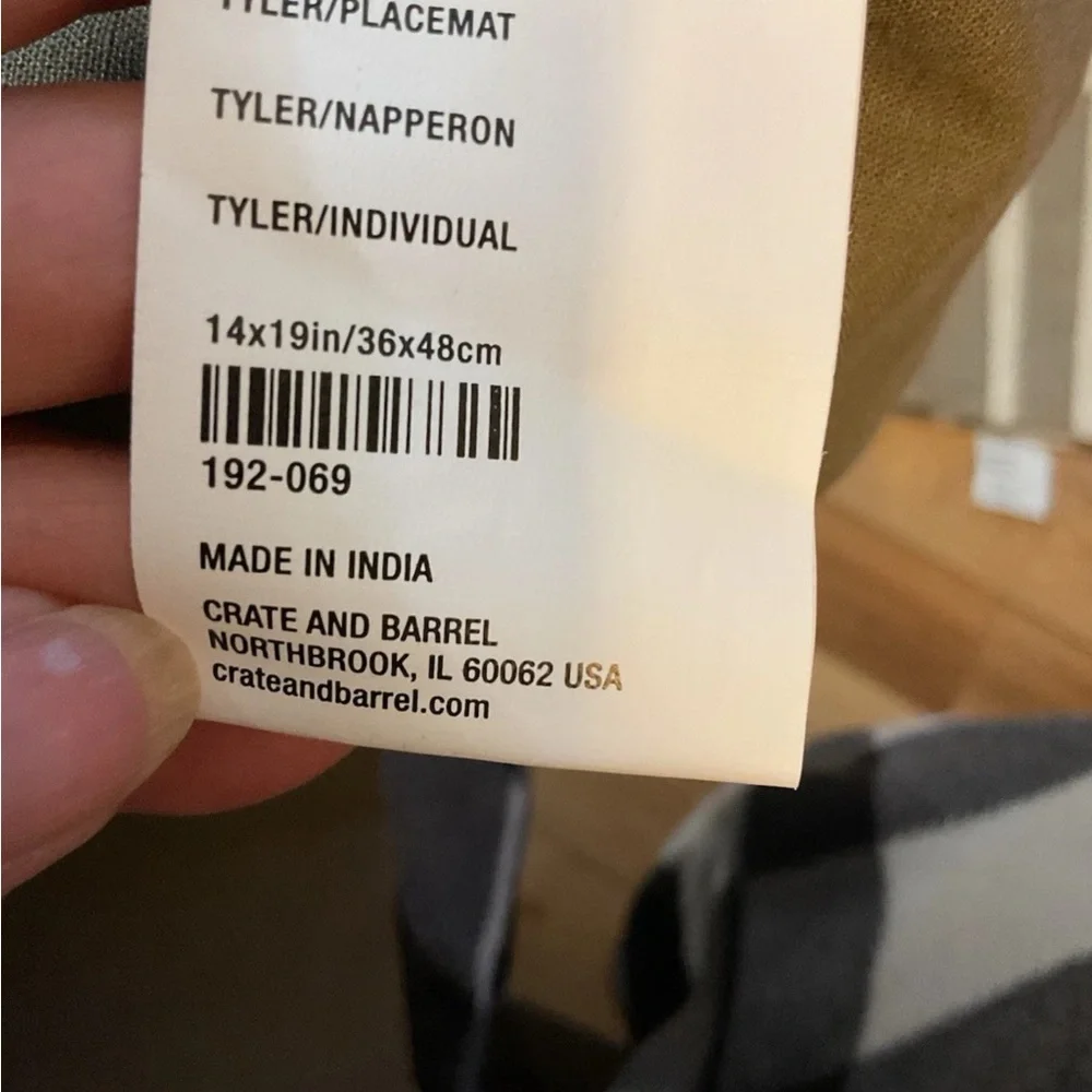 Crate&Barrel new without