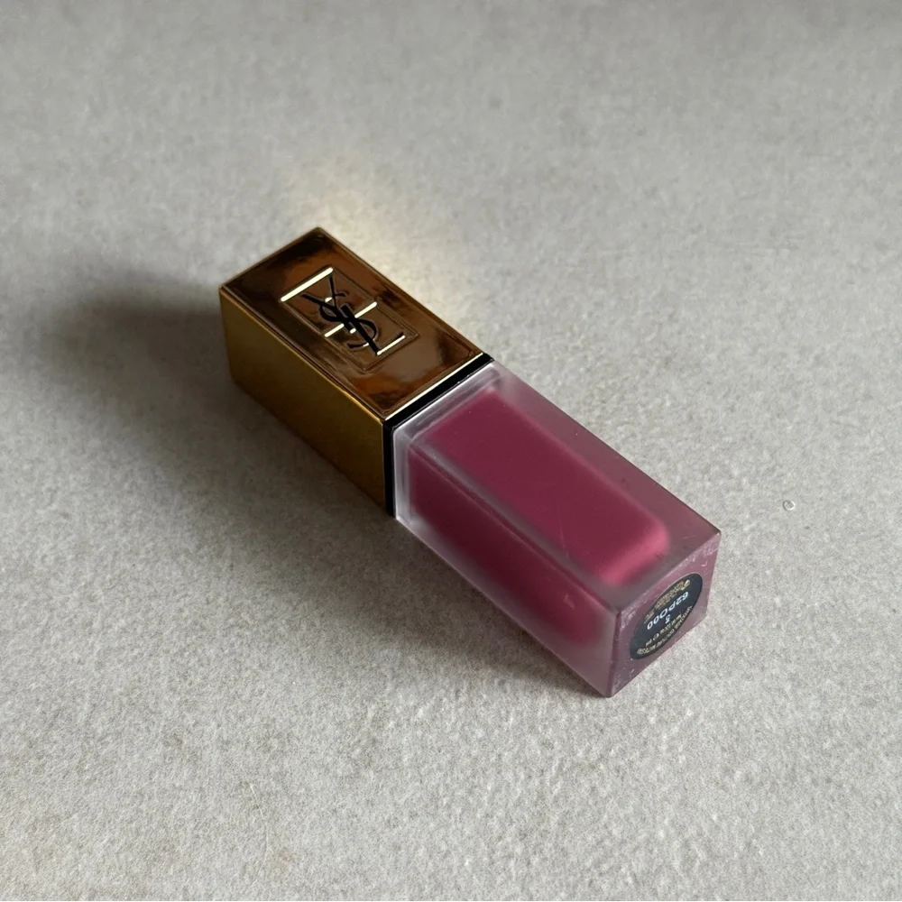 Yves Saint Laurent Rouge Pur Couture Vernis À Lèvres #8 Liquid Lipstick