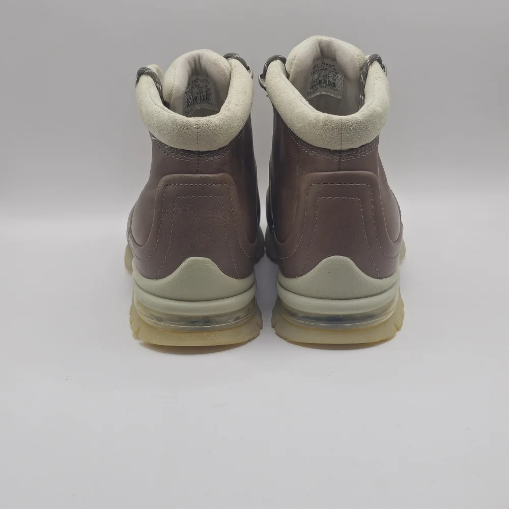 Nike flight tags