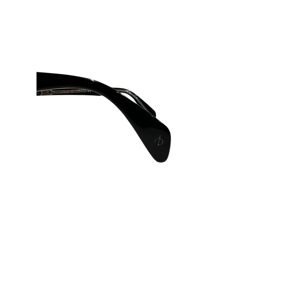 Ray-Ban very good