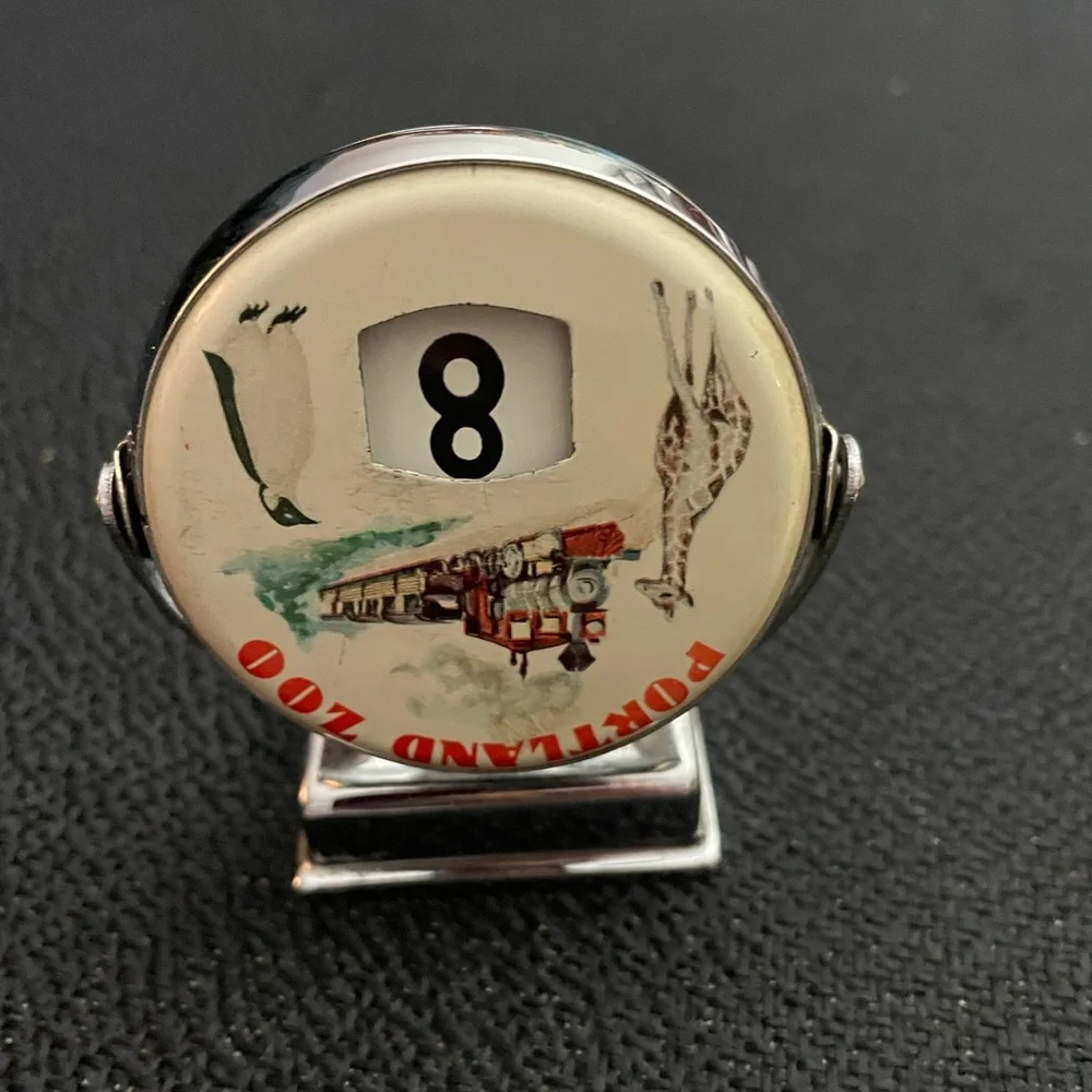 Vintage metal perpetual