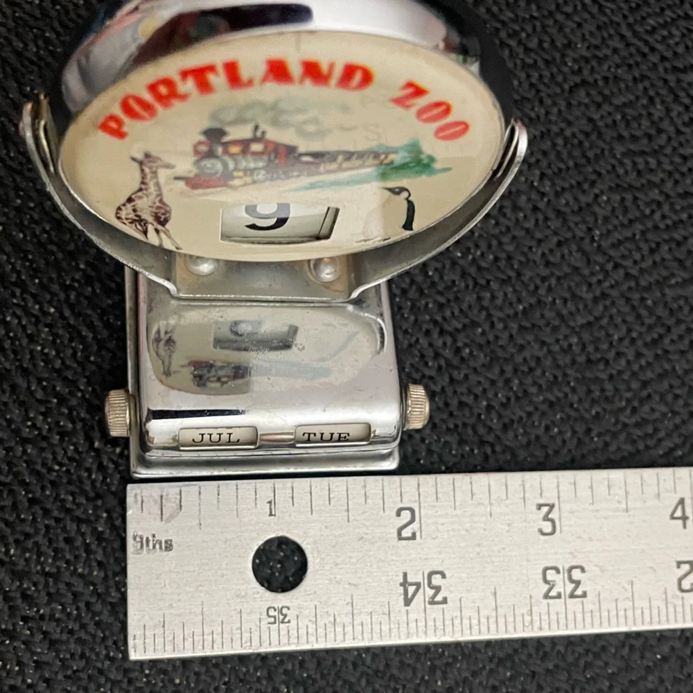 Vintage metal perpetual