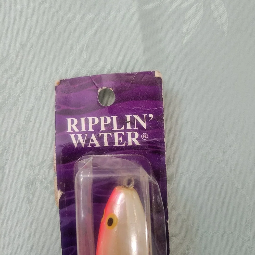 N/A rippling water