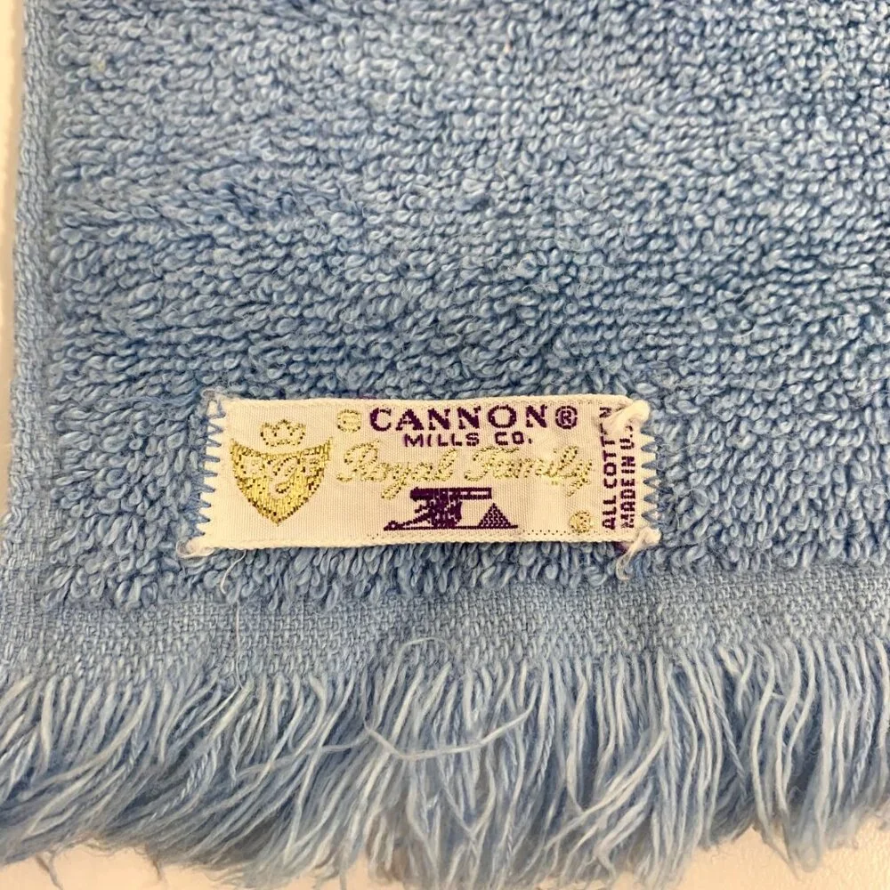 Set of Two Vintage Cannon Mills Pure Cotton Blue Floral Hand Towels Retro USA