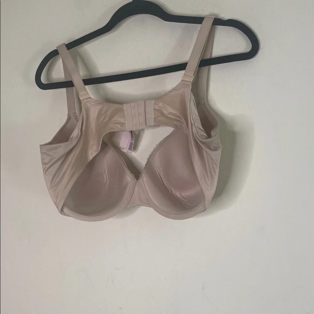 Victorias Secret smooth supportive