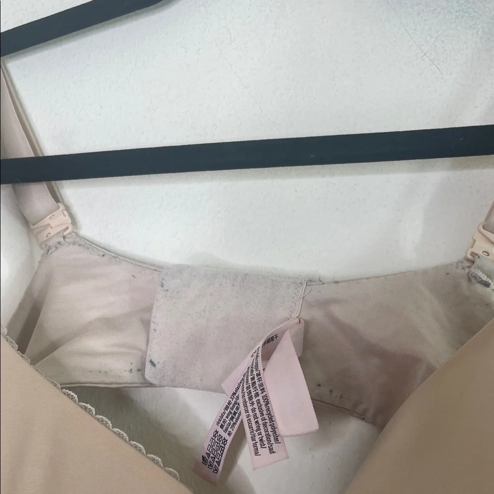 Victorias Secret smooth supportive