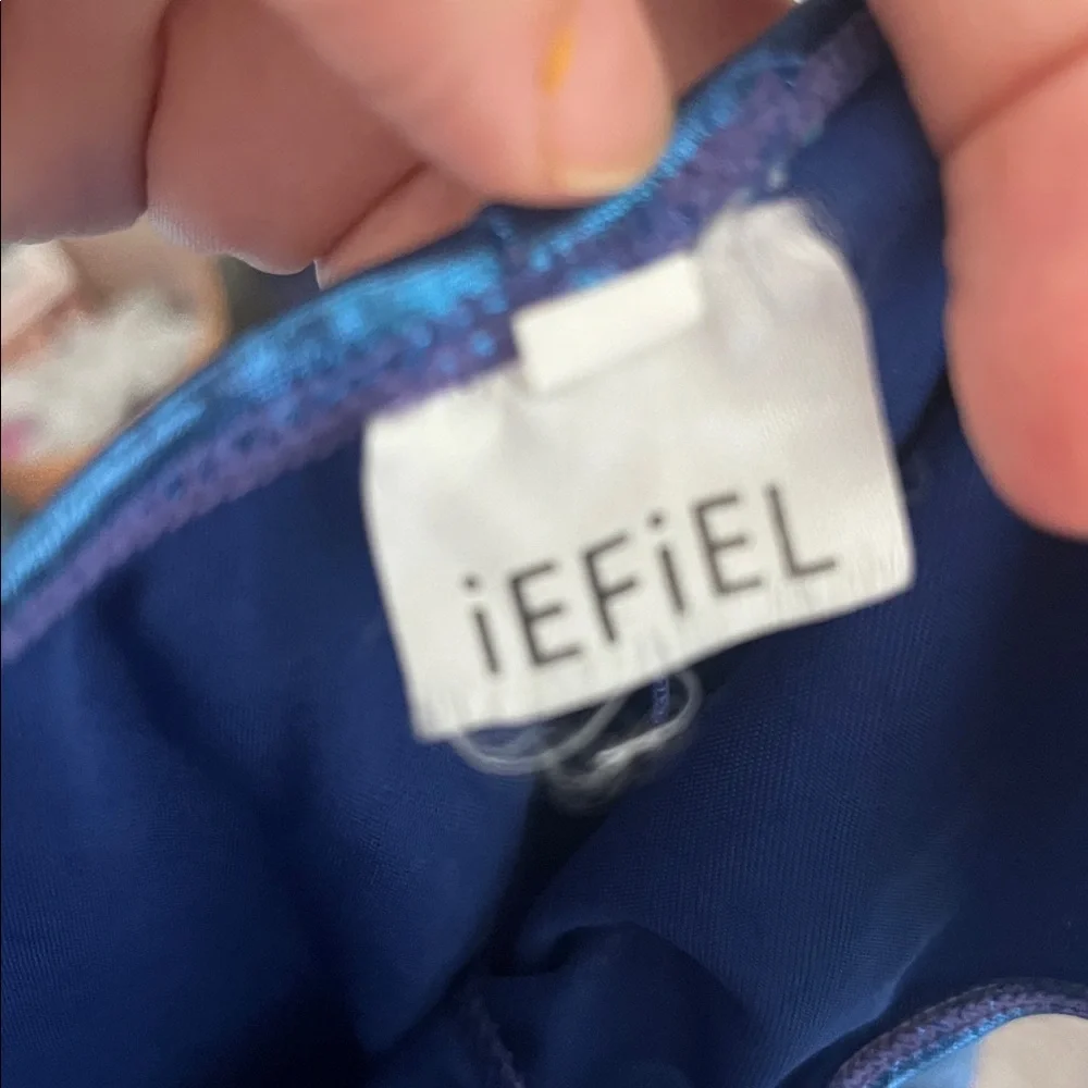 Iefiel vibrant blue