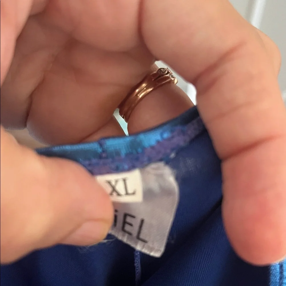 Iefiel vibrant blue